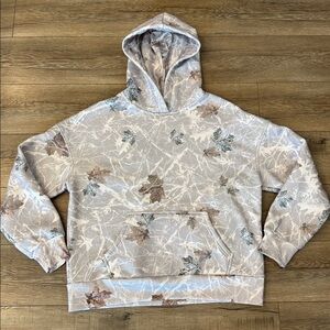 Light Camo Leaf Pattern Hoodie